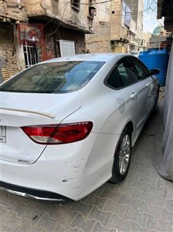 Chrysler 200